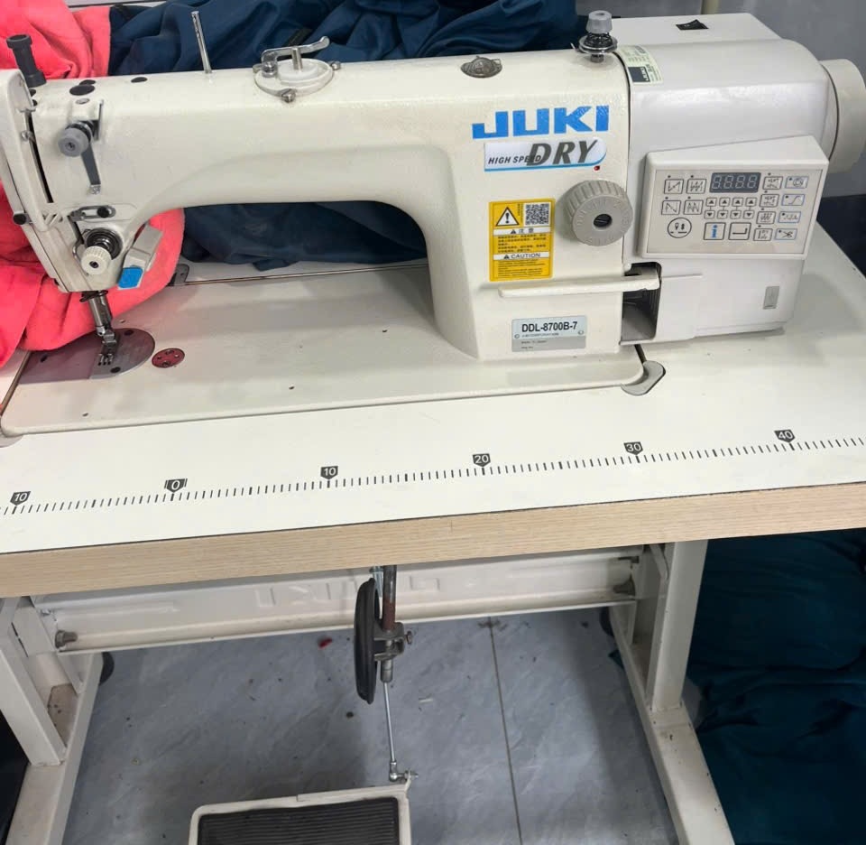 Juki DDL-8700B-7 Electronic Single Needle Sewing Machine